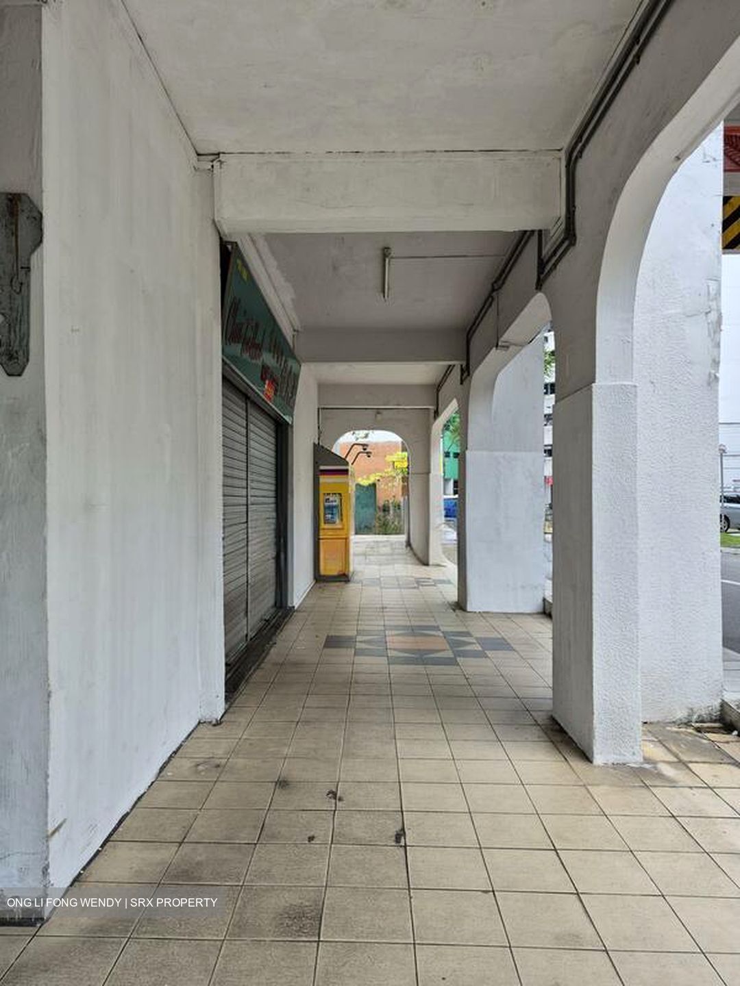Yishun Ring Road (D27), Retail #496918441